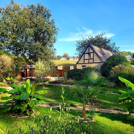 Le Vieux Moulin Gites - Detached Cottage With Garden Views And Pool Guégon Buitenkant foto