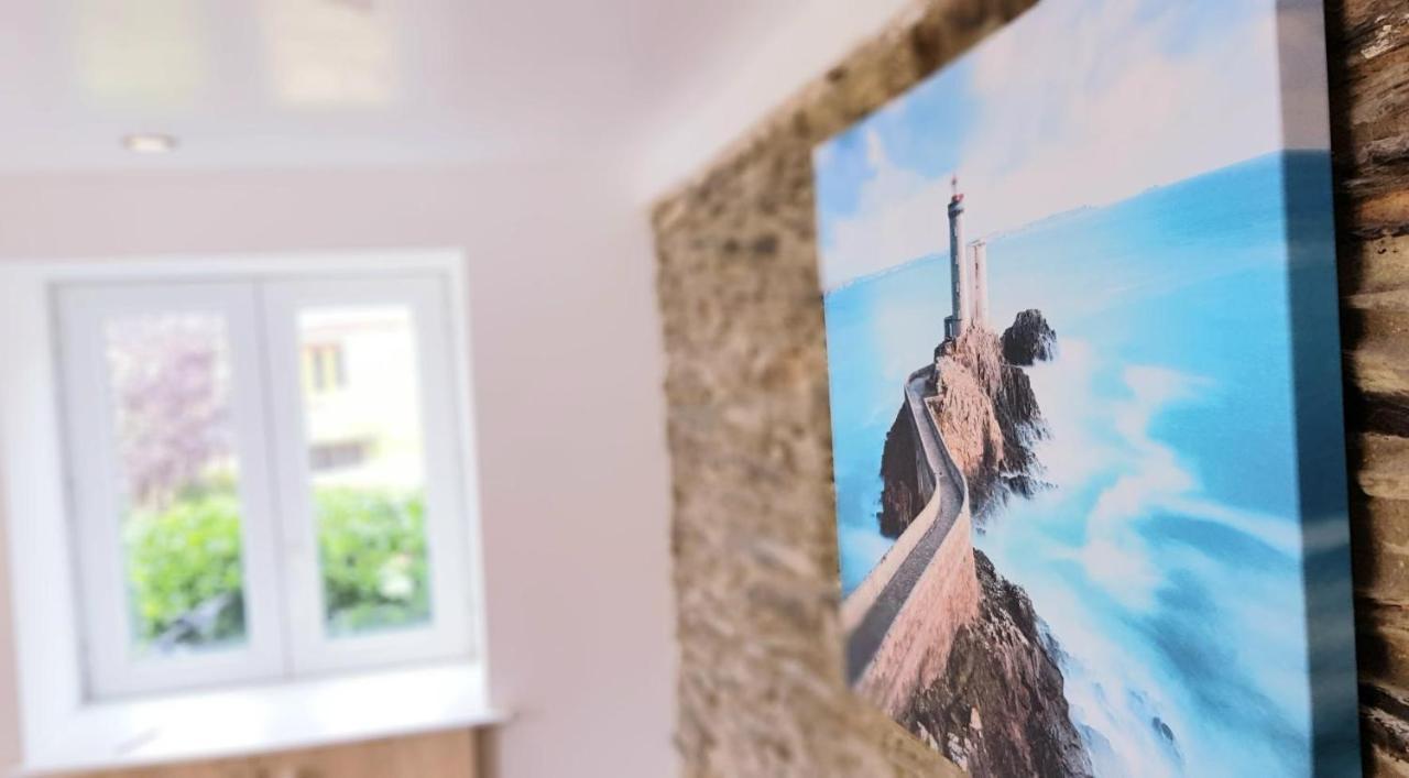 Le Vieux Moulin Gites - Detached Cottage With Garden Views And Pool Guégon Buitenkant foto