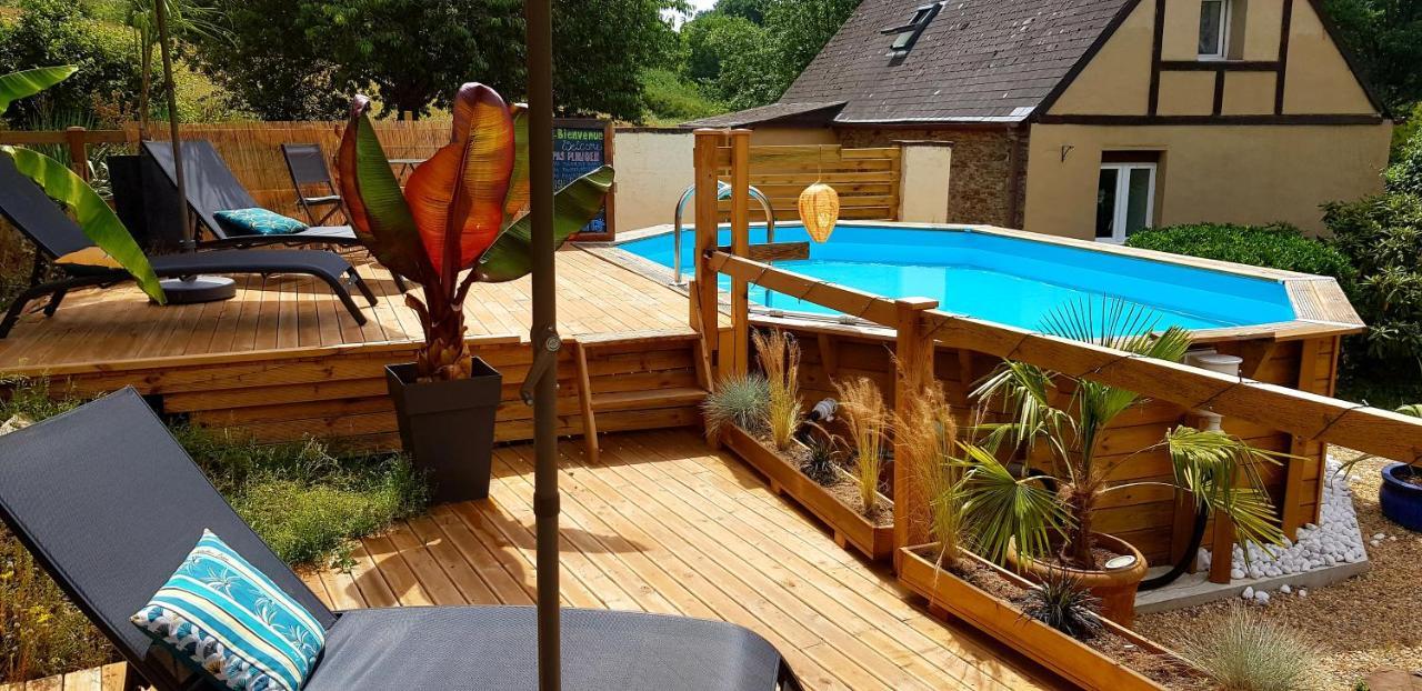 Le Vieux Moulin Gites - Detached Cottage With Garden Views And Pool Guégon Buitenkant foto