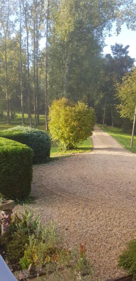 Le Vieux Moulin Gites - Detached Cottage With Garden Views And Pool Guégon Buitenkant foto
