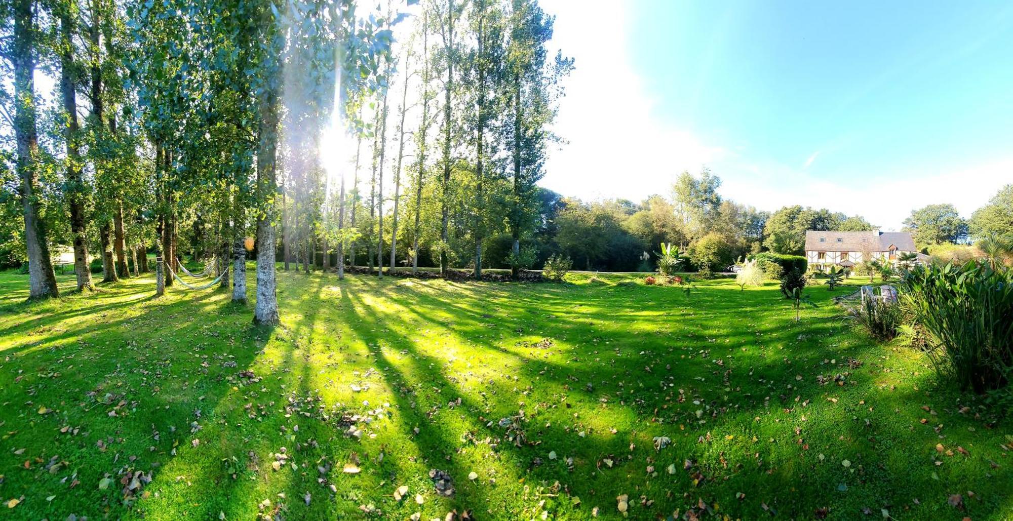 Le Vieux Moulin Gites - Detached Cottage With Garden Views And Pool Guégon Buitenkant foto